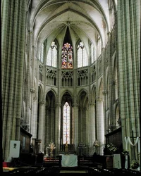 Vista del presbiterio