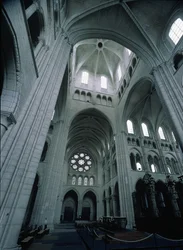 Vista de la torre de cruce hacia el suroeste, completada c.1230