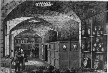 Vista del estrechamiento, ubicado en las bodegas del Louvre, donde se almacena la plata destinada a Alemania. Francia tuvo que pagar una compensación por su derrota durante la Guerra de 1870. París.