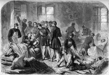 Visita del emperador Napoleón III a los heridos de la Batalla de Montebello en las ambulancias improvisadas en Voghera el 21 de mayo de 1859. Grabado de un boceto de Moullin.