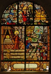 Ventana Charnier-10 que representa el Maná del Cielo; Cristo y la Hostia