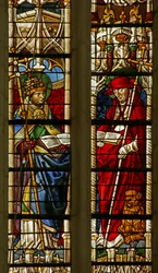 Vidriera que representa a San Gregorio y San Jerónimo
