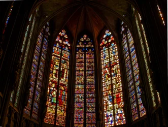 Ventana que representa los lancetas del extremo este