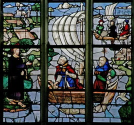 Ventana w18 que representa una escena de Resurrección: la pesca milagrosa