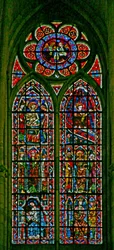 Ventana w202 que representa escenas de la vida de San Juan
