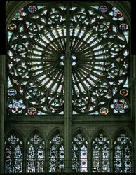 Los evangelistas y grisalla (rosetón - interior)