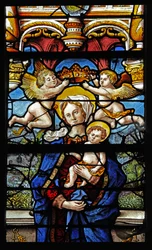 Ventana w3 que representa a la Virgen y el Niño