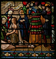 Ventana w6 que representa la resurrección de Lázaro