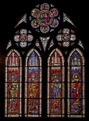 Ventana w9 que representa a los emperadores del Sacro Imperio Romano: Carlos Martel, Carlomagno, Pipino el Breve, Luis el Justo
