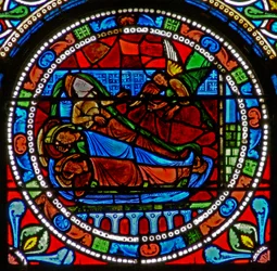 Ventana wXVII que representa a los Reyes Magos advertidos en un sueño