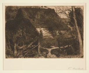mujer en medio de los edificios de la granja campesina