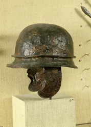 Casco con protectores de mejillas, de Alesia, Tene III