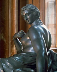 Providentia, una figura de la fuente Donner-Brunnen del centro de Viena
