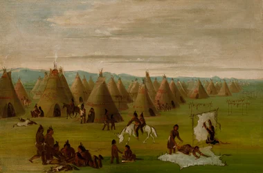 Aldea comanche, mujeres vistiendo túnicas y secando carne