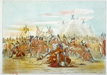 Indios de América: Tribu Assiniboin parecida a los Sioux bailando la danza de la pipa. Ilustración de George Catlin