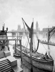 Casas del Parlamento desde el río Támesis, Lambeth, Londres