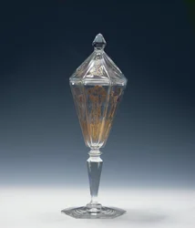 Copa de vidrio con tapa