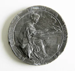 Medalla del Instituto Real de Arquitectos Británicos otorgada por el ensayo y dibujo medido, 1907