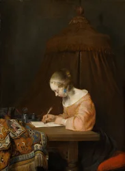Mujer escribiendo una carta