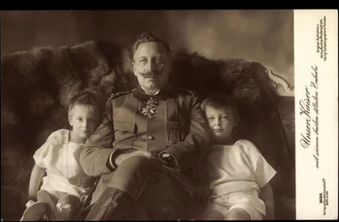 Kaiser Guillermo II, dos hijos mayores, Liersch 3686