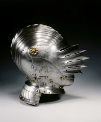 Casco cerrado en estilo Maximiliano, c.1520
