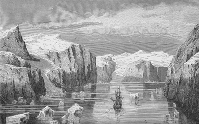 Fiordo en Tierra de Francisco José
