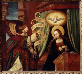 La Anunciación (La Anunciación). El arcángel Gabriel trae un mensaje en latín: ""Ave gratia plena Dominus tecum"" (Salve, llena eres de gracia, el Señor está contigo) (comienzo del Ave María). Pintura de un maestro alemán (siglo XVI). Aceite