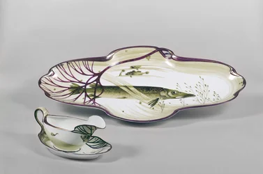 Parte de un servicio de cena de porcelana, por H. Gradl y L. Levallois, Nymphenburg, 1904-6