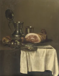 Bodegón con jarra de peltre, taza de plata, jamón en plato de plata, cuchillo en plato de peltre y un panecillo