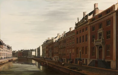 Vista de la curva de oro en el Herengracht desde el oeste