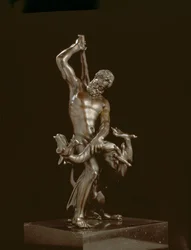 Hércules y la Hidra (bronce)