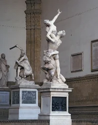 El rapto de la mujer sabina, 1574-82 (mármol)