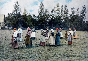 Haciendo heno alrededor de Moscú, Rusia, c. 1890