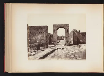 Vista de la Strada Mercurio en Pompeya, Italia Calle Mercurio. (Pompeya) (título sobre objeto)
