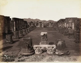 Vista general de la Basílica, lado este, Pompeya