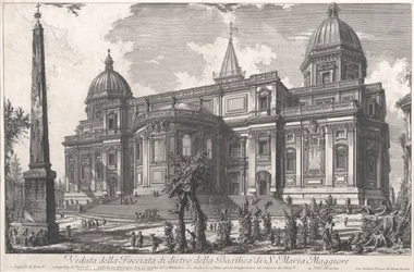 Vista de la entrada trasera de la Basílica de S. Maria Maggiore