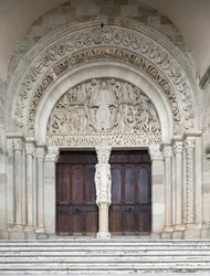 El Juicio Final, portal central de la Catedral de Saint-Lazare