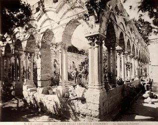 Claustro de la Iglesia de San Giovanni degli Eremiti en Palermo