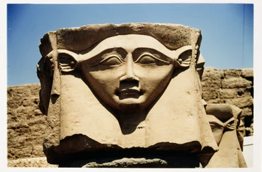 Cabeza de Hathor de una columna, c.125 a.C.-60 d.C.