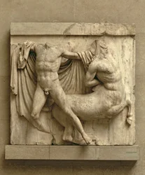 Un lapita matando a un centauro, metopa XXVII del lado sur del Partenón, 447-432 a.C.