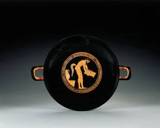 Kylix Ática de figuras rojas, c.470 a.C.