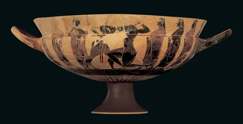 Copa siana de figuras negras áticas que representa a Teseo y el Minotauro, 560-550 a.C.