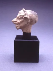 Cabeza grotesca de una mujer, 100 a.C.-100 d.C.