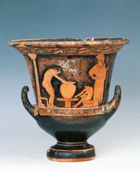 Crátera que muestra a un alfarero trabajando bajo la mirada de Atenea, cerámica de figuras rojas de Sicilia, Italia, Magna Grecia, siglo V a. C.