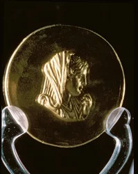 Medalla de oro de Olimpia, del Tesoro de Aboukir