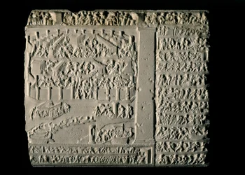 ARTE GRIEGO: Guerra de Troya. Tabula Iliaca con relieves del ciclo troyano, acompañados...