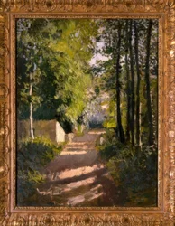 Avenida en el bosque en Normandía