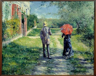Camino hacia arriba. Pareja caminando en el campo