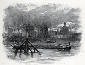 Vista de la grúa acuática de quai d