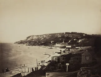 La playa en Sainte-Adresse, con los baños Dumont